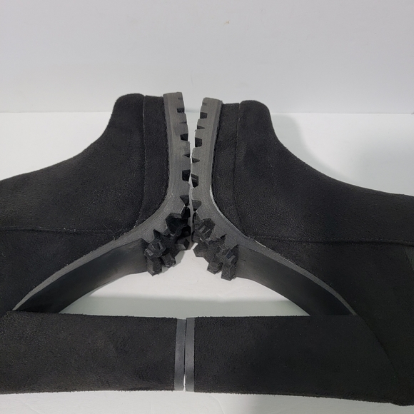 Liliana Black Chunky Platform Pull-On Bootie Women Size 7.5 Goth Club Festival - Picture 6 of 11